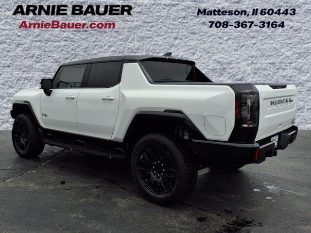 Photo of 2025 White GMC HUMMER EV Pickup