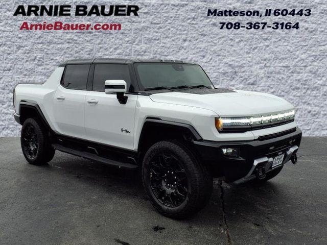 Photo of 2025 White GMC HUMMER EV Pickup
