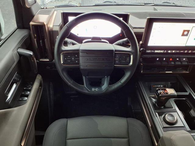 Photo of 2025 White GMC HUMMER EV Pickup