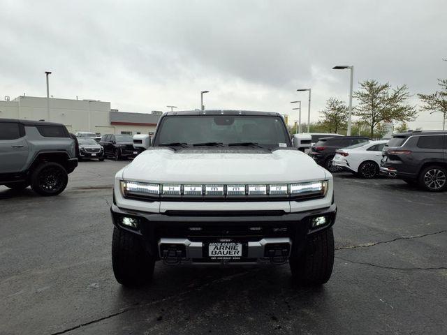 Photo of 2025 White GMC HUMMER EV Pickup