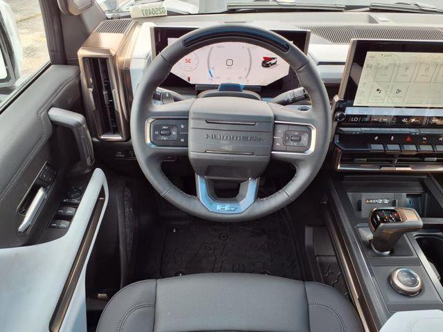 Photo of 2025 White GMC HUMMER EV SUV