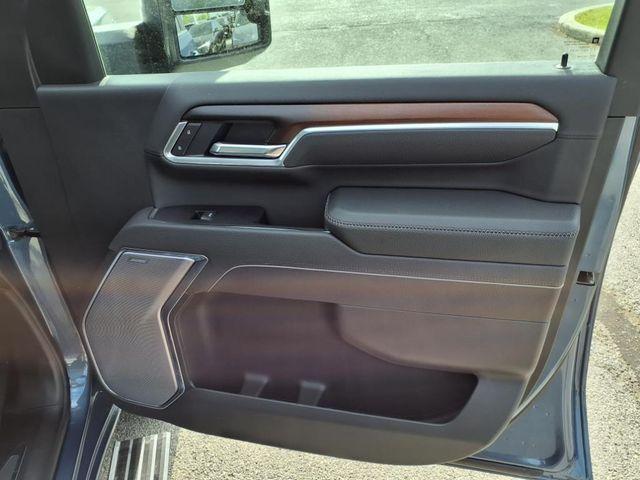 Photo of 2025 Metallic GMC Sierra 2500