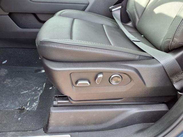 Photo of 2025 Metallic GMC Sierra 2500