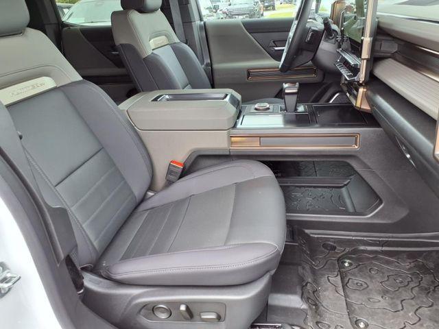 Photo of 2025 White GMC HUMMER EV SUV