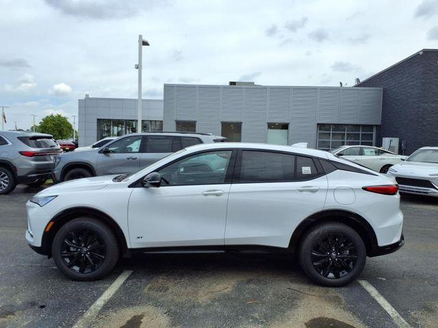 Photo of 2025 Summit White Buick Envista