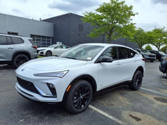 Photo of 2025 Summit White Buick Envista