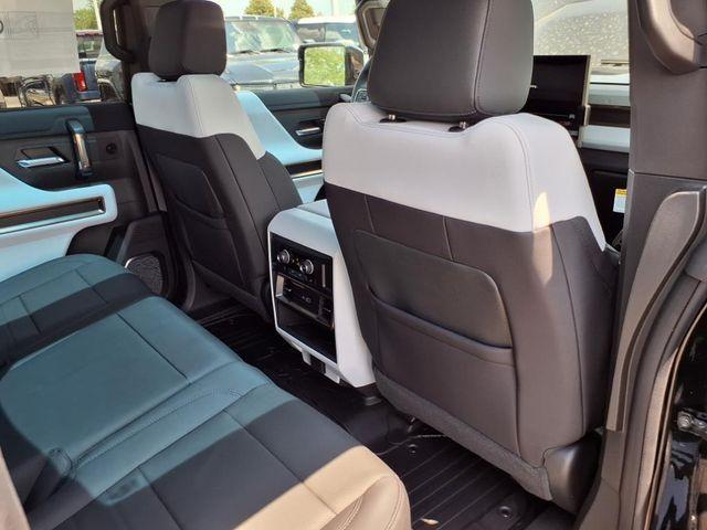 Photo of 2025 Black GMC HUMMER EV Pickup