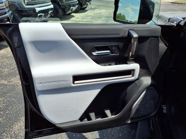 Photo of 2025 Black GMC HUMMER EV Pickup
