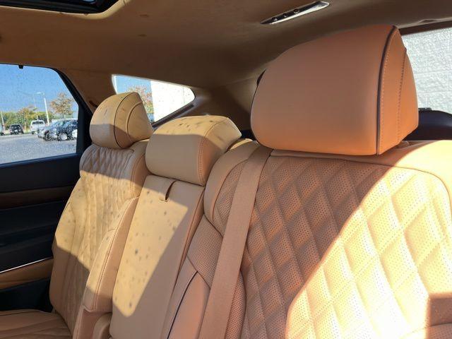 Photo of 2023 Savile Silver Genesis GV80