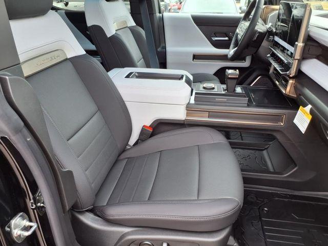 Photo of 2025 Black GMC HUMMER EV Pickup