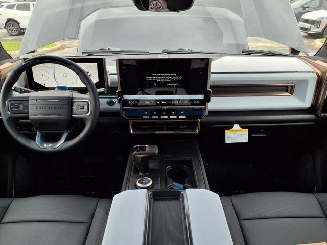 Photo of 2025 Black GMC HUMMER EV Pickup