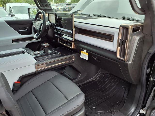 Photo of 2025 Black GMC HUMMER EV Pickup