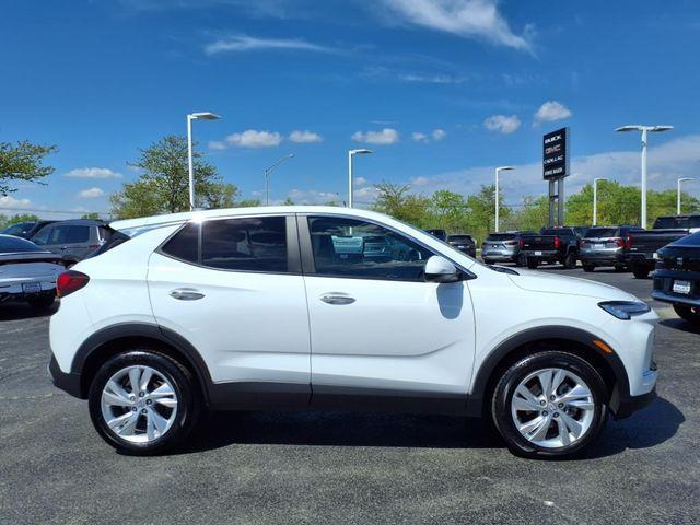 Photo of 2025 Summit White Buick Encore GX