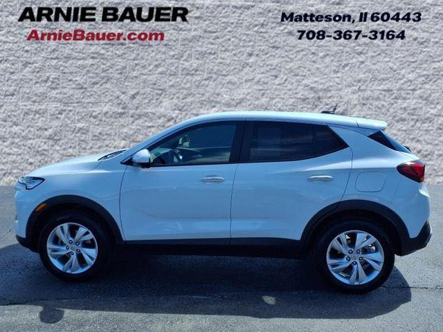 Photo of 2025 Summit White Buick Encore GX