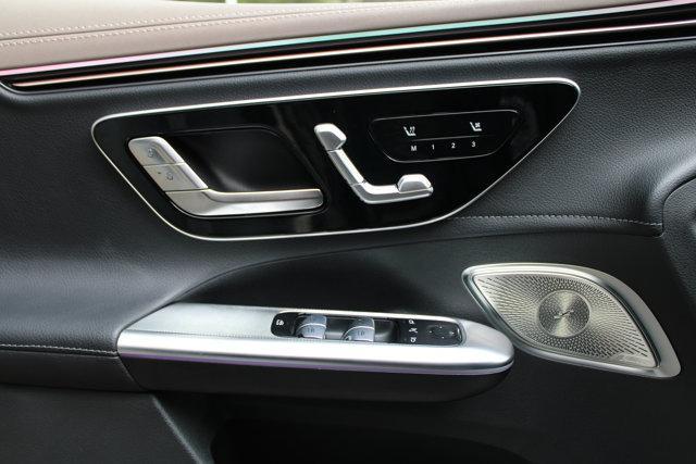 Photo of 2025 Obsidian Black Metallic Mercedes-Benz EQE 350+