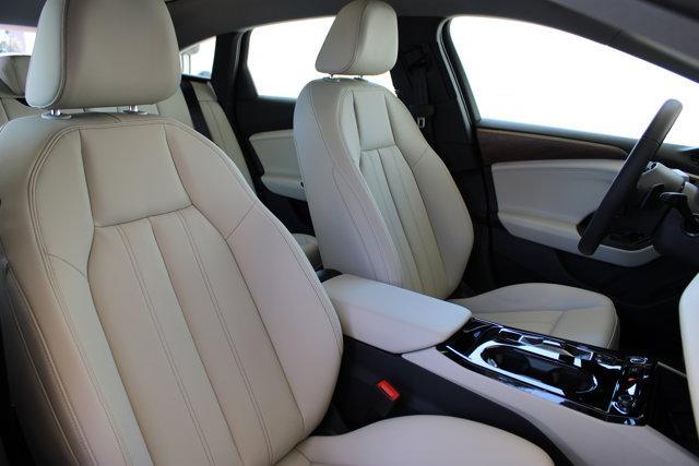 Photo of 2025 Glacier White Metallic Audi A6