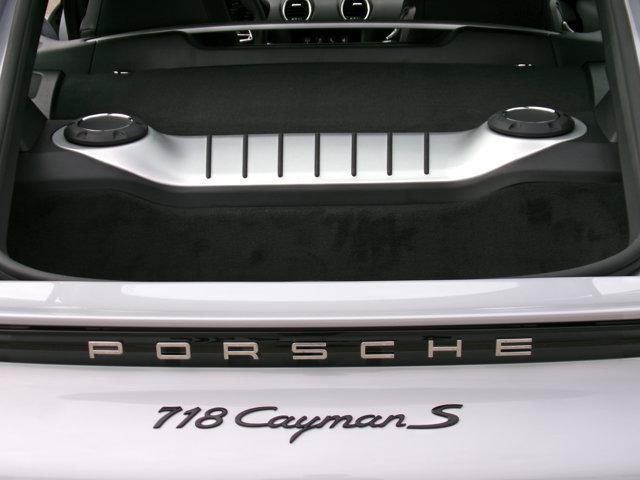 Photo of 2025 Ice Porsche 718 Cayman