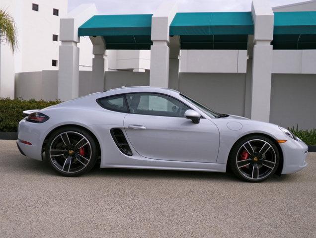 Photo of 2025 Ice Porsche 718 Cayman