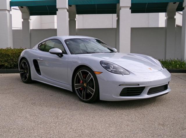 Photo of 2025 Ice Porsche 718 Cayman