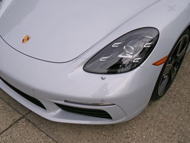 Photo of 2025 Ice Porsche 718 Cayman