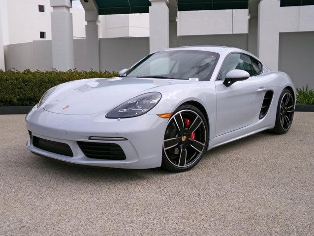 Photo of 2025 Ice Porsche 718 Cayman