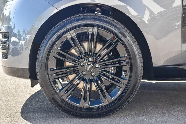 Photo of 2025 Eiger Grey Land Rover Range Rover