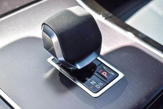 Photo of 2026 Varesine Blue Land Rover Range Rover Velar