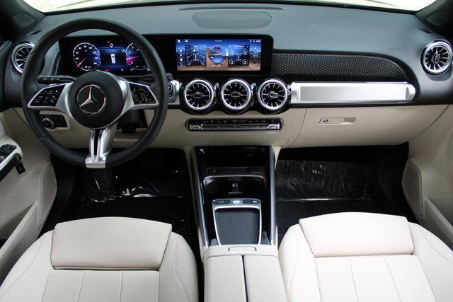 Photo of 2025 Midnight Black Mercedes-Benz GLB 250