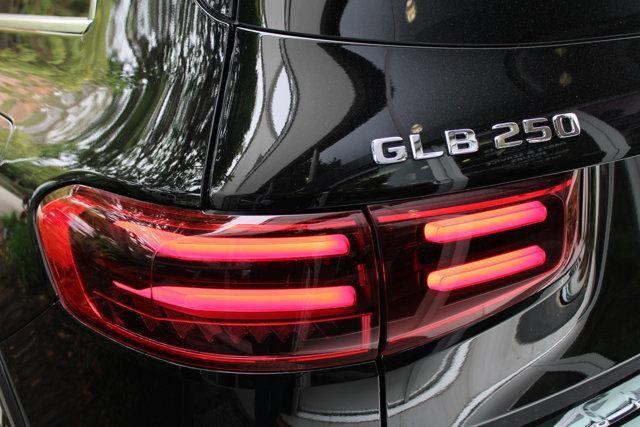 Photo of 2025 Midnight Black Mercedes-Benz GLB 250