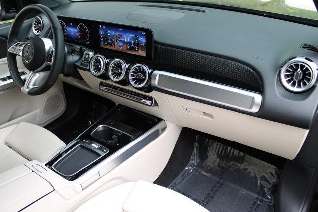 Photo of 2025 Midnight Black Mercedes-Benz GLB 250