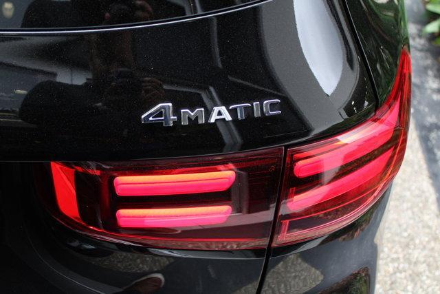 Photo of 2025 Midnight Black Mercedes-Benz GLB 250