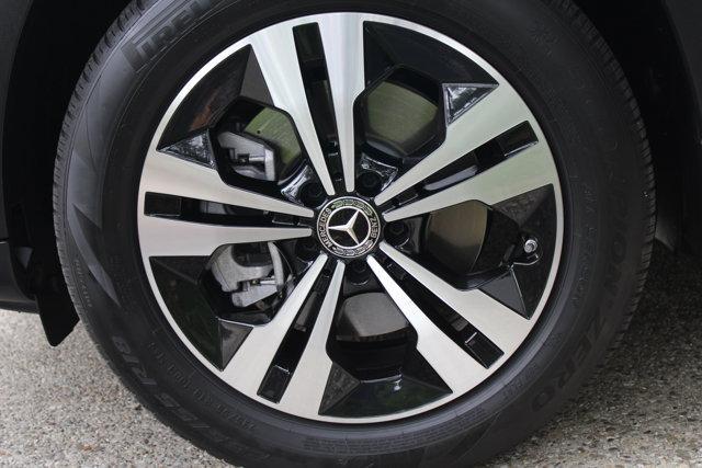 Photo of 2025 Midnight Black Mercedes-Benz GLB 250