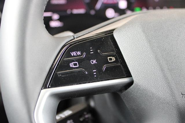 Photo of 2025 Glacier White Metallic Audi Q5