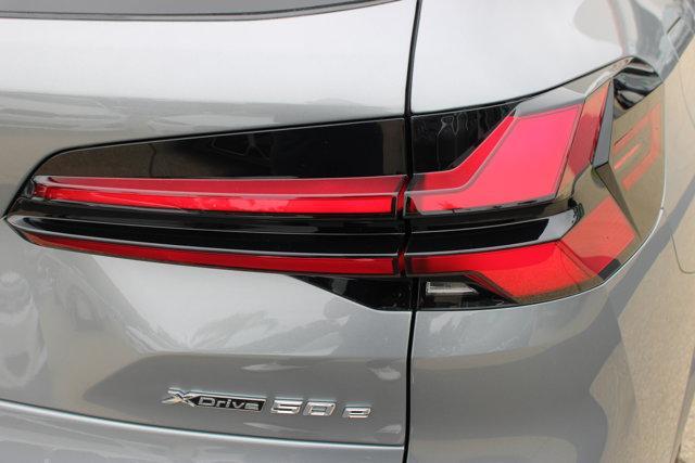 Photo of 2026 Gray Metallic BMW X5 PHEV