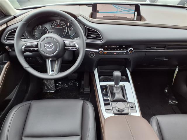 Photo of 2025 Snowflake White Pearl Mica Mazda CX-30