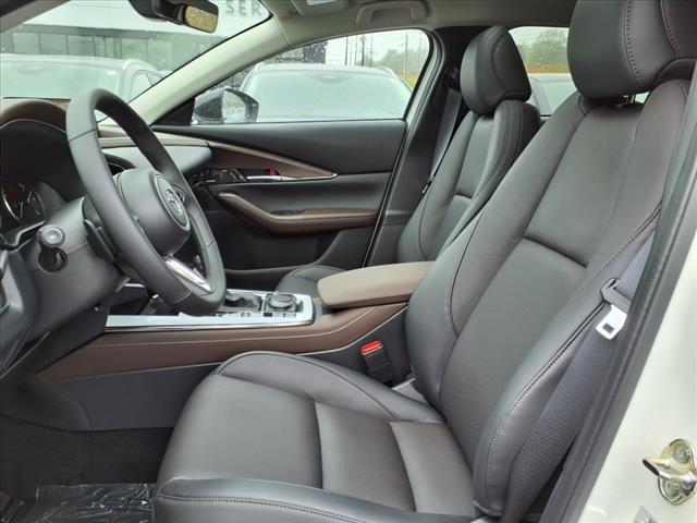 Photo of 2025 Snowflake White Pearl Mica Mazda CX-30