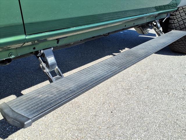 Photo of 2023 Eruption Green Metallic Ford Bronco