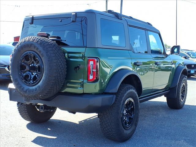 Photo of 2023 Eruption Green Metallic Ford Bronco
