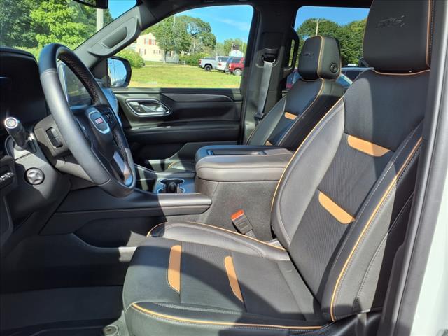 Photo of 2024 White GMC Yukon