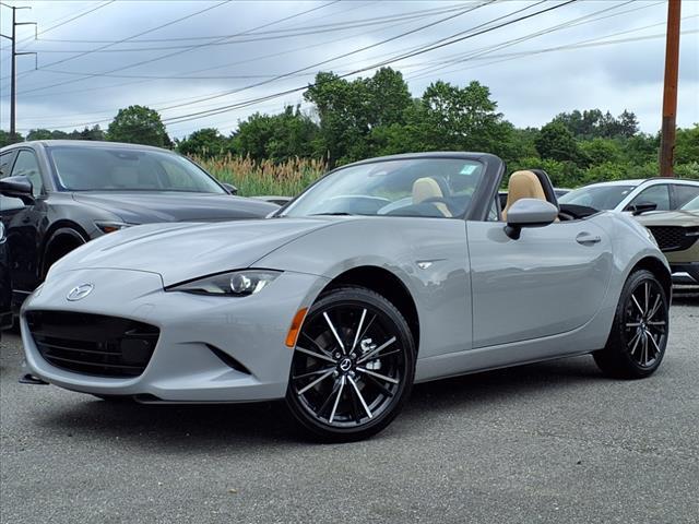Photo of 2025 Metallic Mazda MX-5 Miata