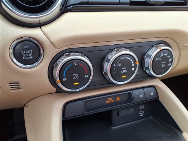 Photo of 2025 Metallic Mazda MX-5 Miata