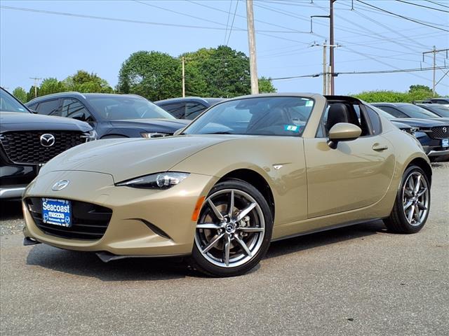 Photo of 2023 Zircon Sand Metallic Mazda MX-5 Miata RF