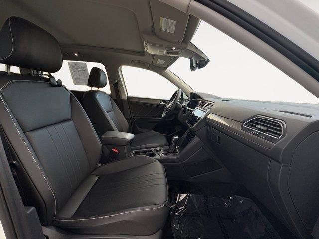 Photo of 2022 Pure White Volkswagen Tiguan