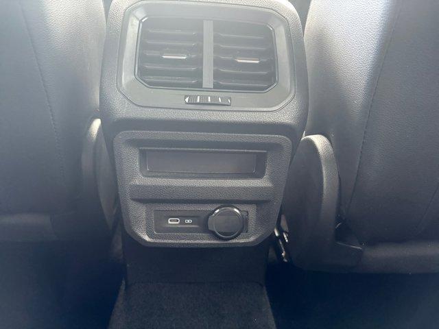 Photo of 2022 Pure White Volkswagen Tiguan