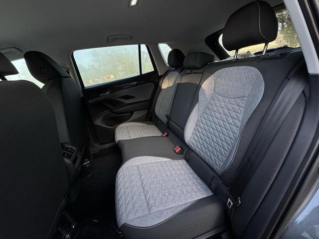 Photo of 2025 Platinum Gray Volkswagen Tiguan