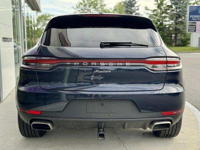 Photo of 2019 Dark Blue Porsche Macan