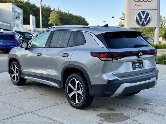 Photo of 2025 Pyrite Silver Metallic Volkswagen Tiguan