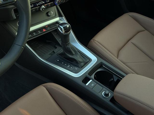Photo of 2025 Chronos Gray Metallic Audi Q3
