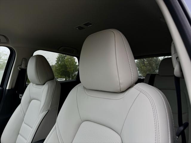 Photo of 2025 Deep Crystal Blue Mica Mazda CX-5