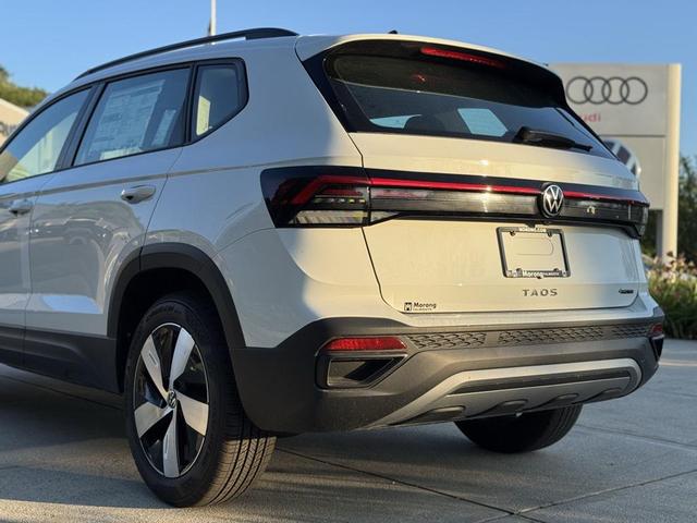Photo of 2025 Pure White Volkswagen Taos
